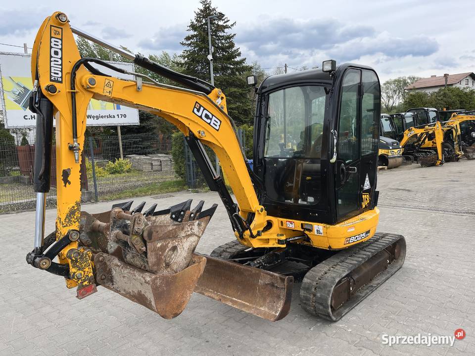 Minikoparka obrysowa JCB 8025 ZTS 8030 8026 Cat Kabina