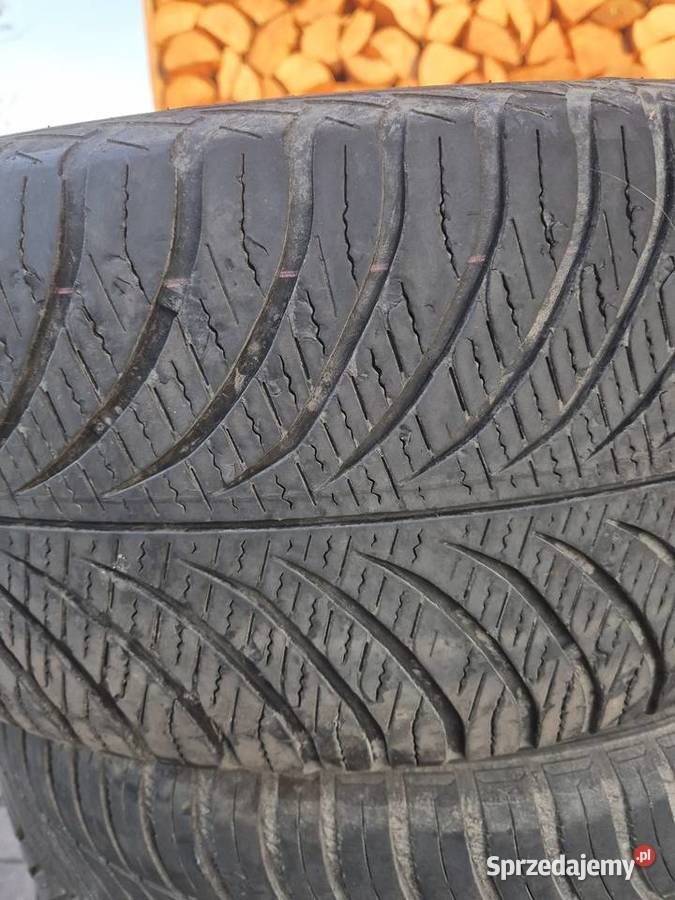 Opony wielosezonowe 23555R17 podkarpackie Nisko sprzedam