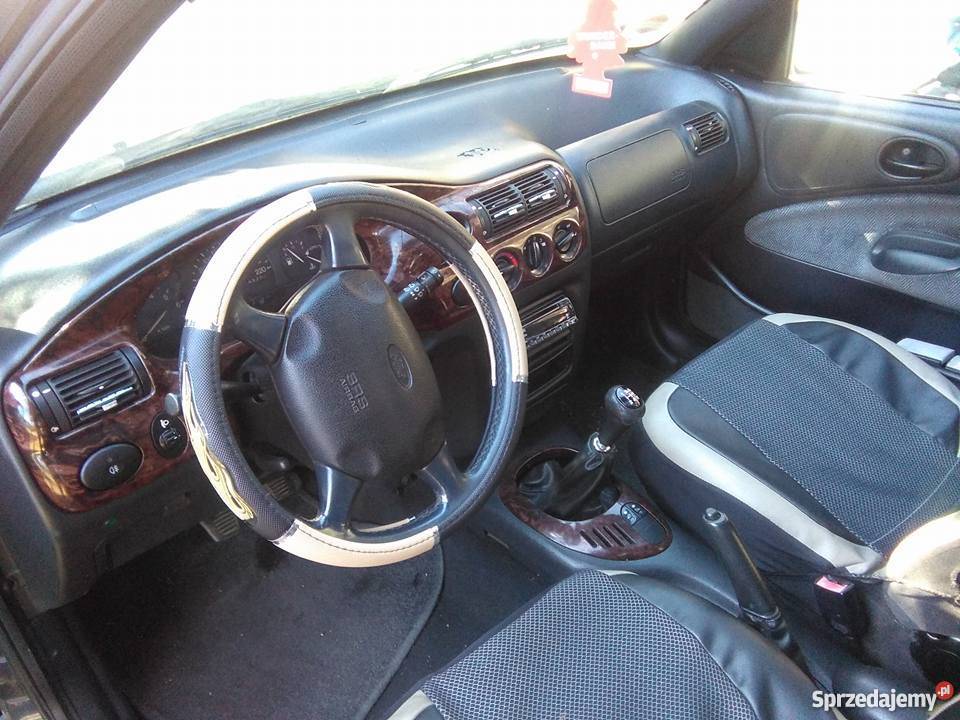 Ford Escort MK7 16 16V Zetecnie gubi oleju 1995r Gorzów Wielkopolski sprzedam