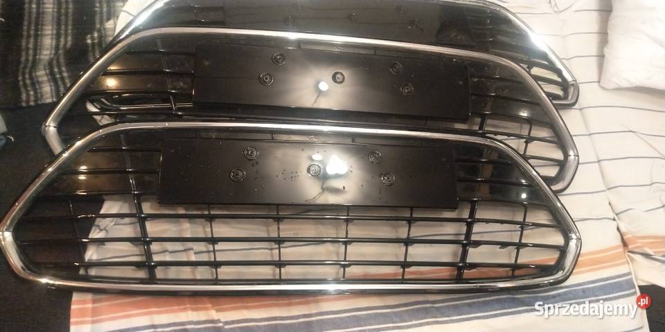 Ford Mondeo MK4 FL kraty dolne zderzaka 3