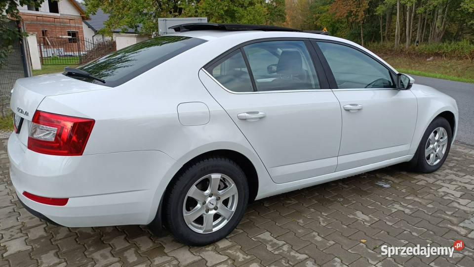 koda Octavia Bogate wyposaż 70tkm 4cylindry III podgrzewane fotele Stare Budy