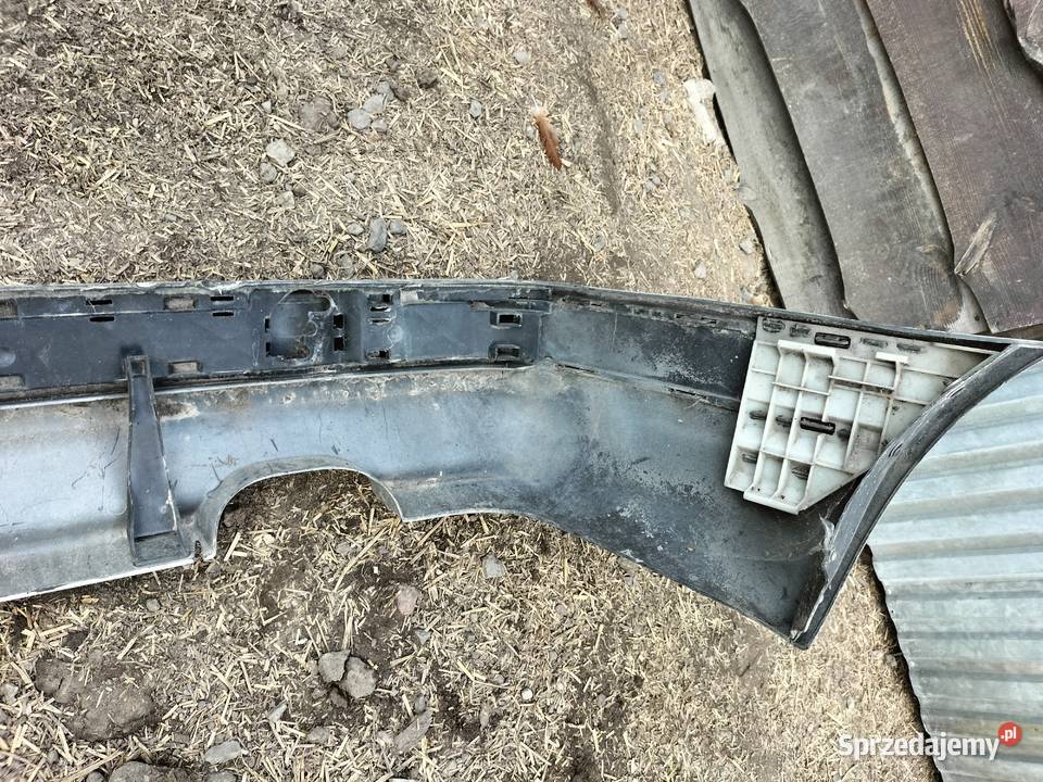 AUDI 80 B4 80B4 ZDERZAK TYŁ TYLNY 8A0807311A Kamień-Kolonia