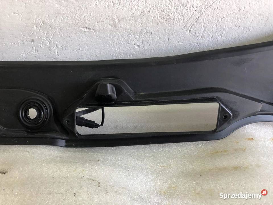 PODSZYBIE PLASTIKOWE 15677210 BMW E90 E91 osobowe Podszybia