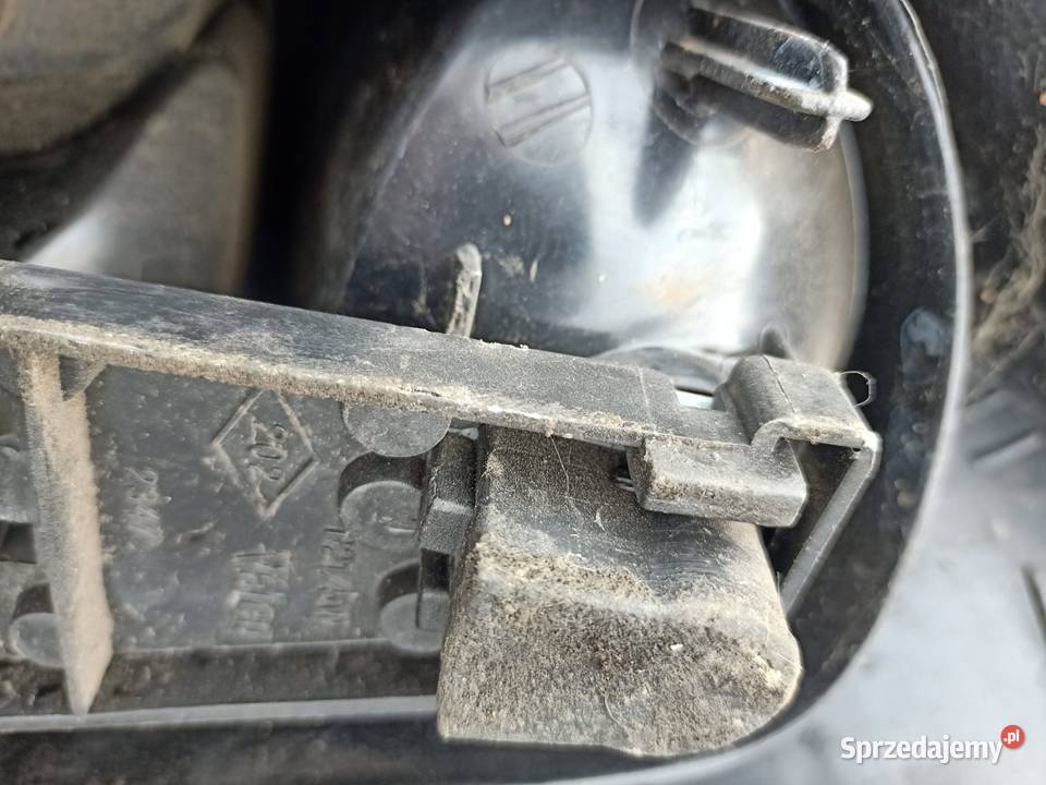 Lampa tylna tył lewa renault laguna II kombi Szczecin