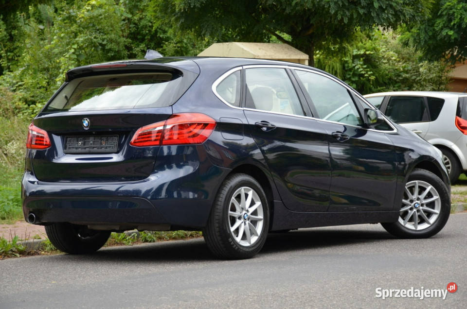 BMW 218 Opłacona 15i 136 Serwis Ledy Beżowa komputer pokładowy