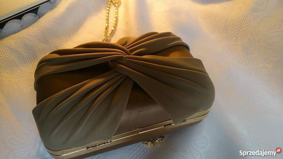 Puzderko beżowe ze złotym łańcuszkiem Szczuczyn