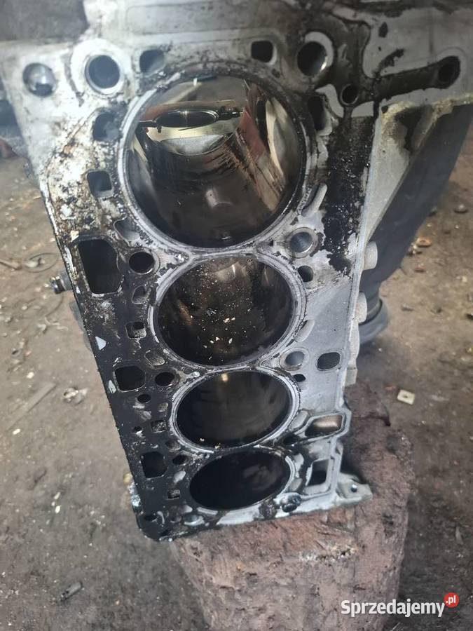 BMW E60 E90 20D N47D20A blok silnika Blok silnika sprzedam