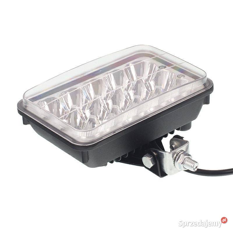 LAMPA ROBOCZA LEDOWA SZEROKA 15 LED 930V 15X3W