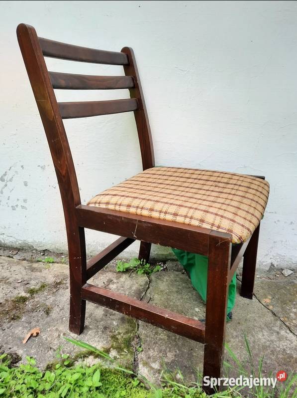 Solidne stare drewniane krzesło krzesła z Krzesła Parczew sprzedam