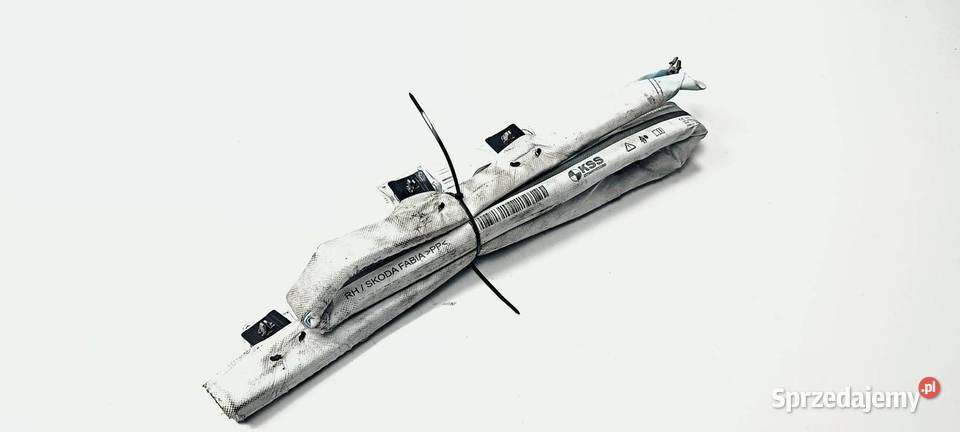 KURTYNA PRAWA SKODA FABIA III 6V0880742B Lipno