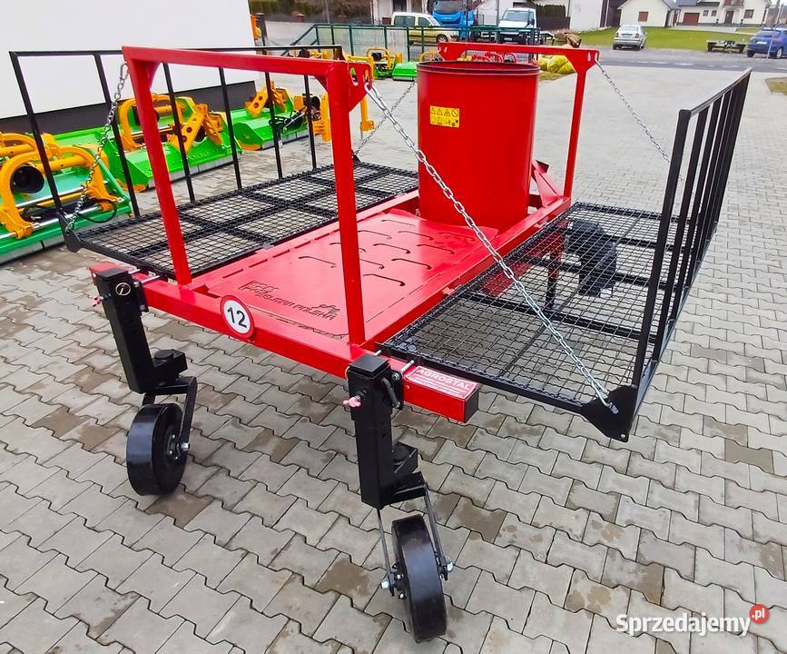 Ścielarka słomy do truskawek SELMAR AGROSTAL Wola Różaniecka sprzedam