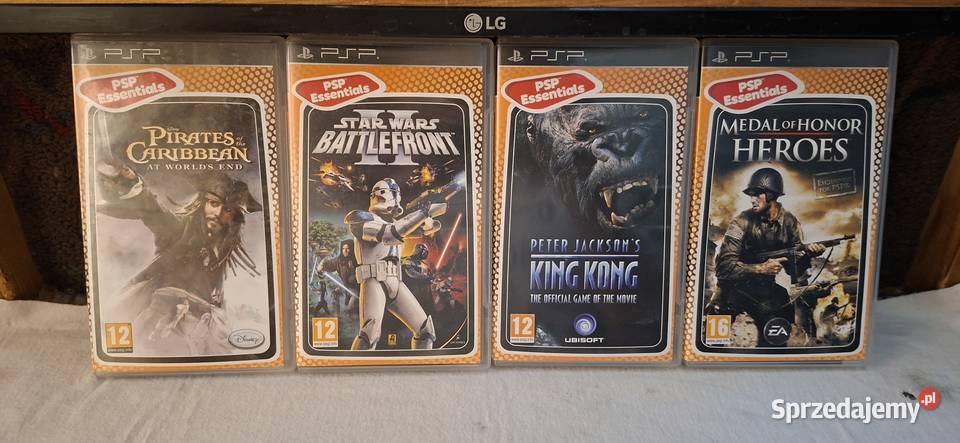 Gry na konsolę PSP dot kompletu 16 sztuk Sony PSP Zielona Góra