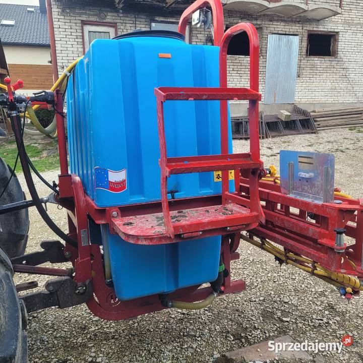 Opryskiwacz zawieszany 1000l nowy Swaryszów