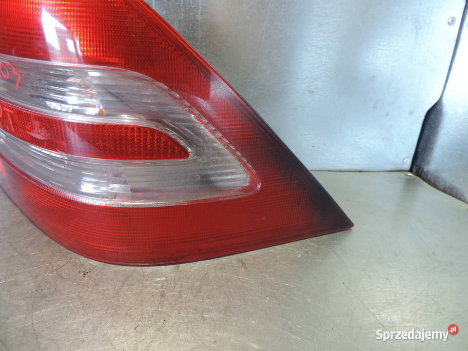LAMPA TYLNA PRAWA KOMPLETNA MERCEDES C KLASA Nowy Sącz sprzedam