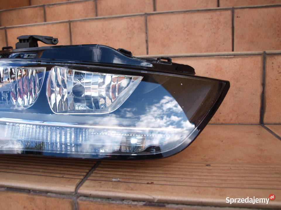 Audi A4 B8 lampa prawa przód zwykła 2012 2015r osobowe Kalisz