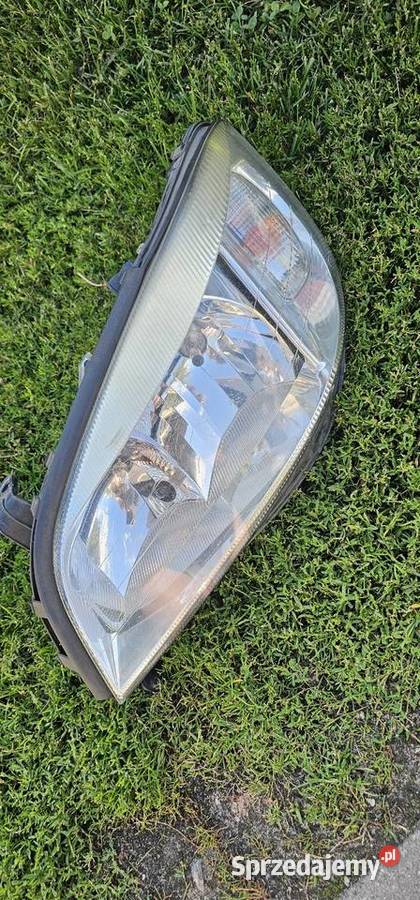 Lampa lewy przód opel zafira a Goleniów