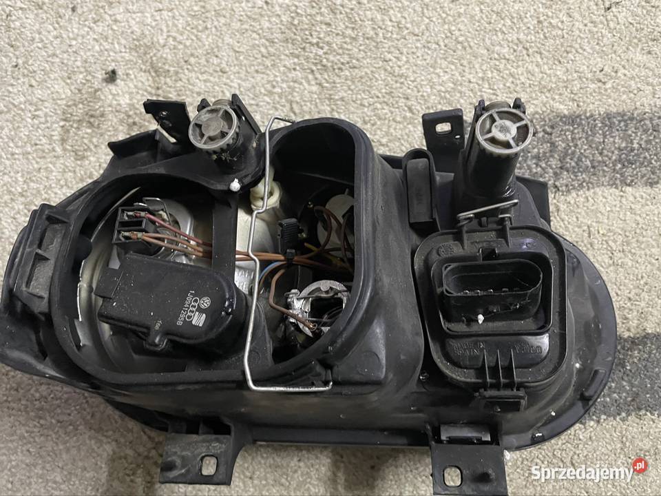 Lampy przod golf 4 Sandomierz