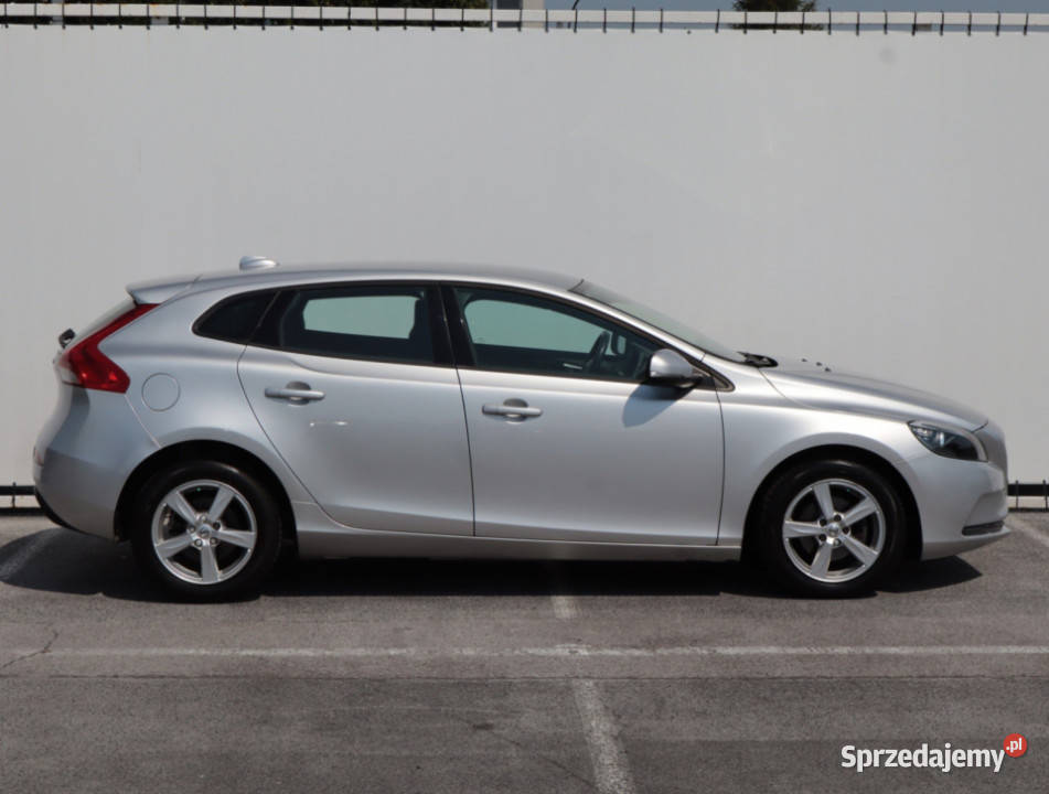 Volvo V40 20 D2 bluetooth