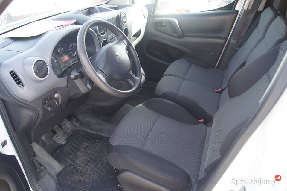 Ładny nie zmęczony Mały przebieg Rok produkcji 2016 Warszawa sprzedam