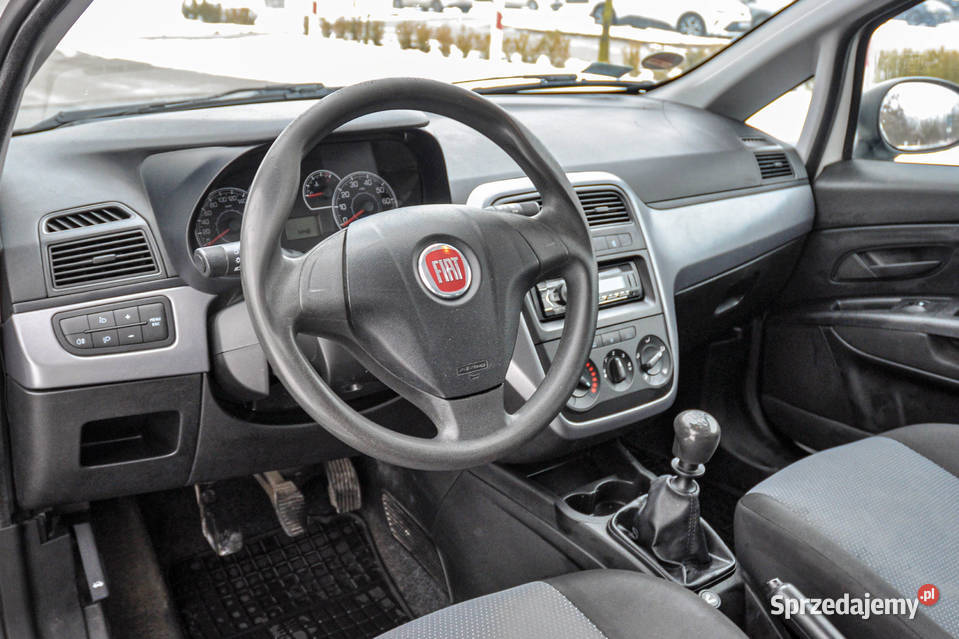 Fiat Grande Punto Bezwypadkowy Rok produkcji 2011 dolnośląskie Wrocław