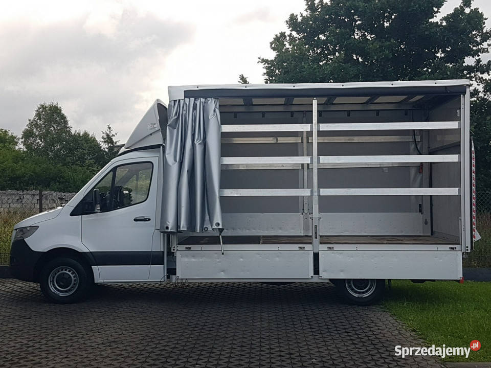 Mercedes Sprinter WINDA FIRANKA 424x216x228 manualna Poręba