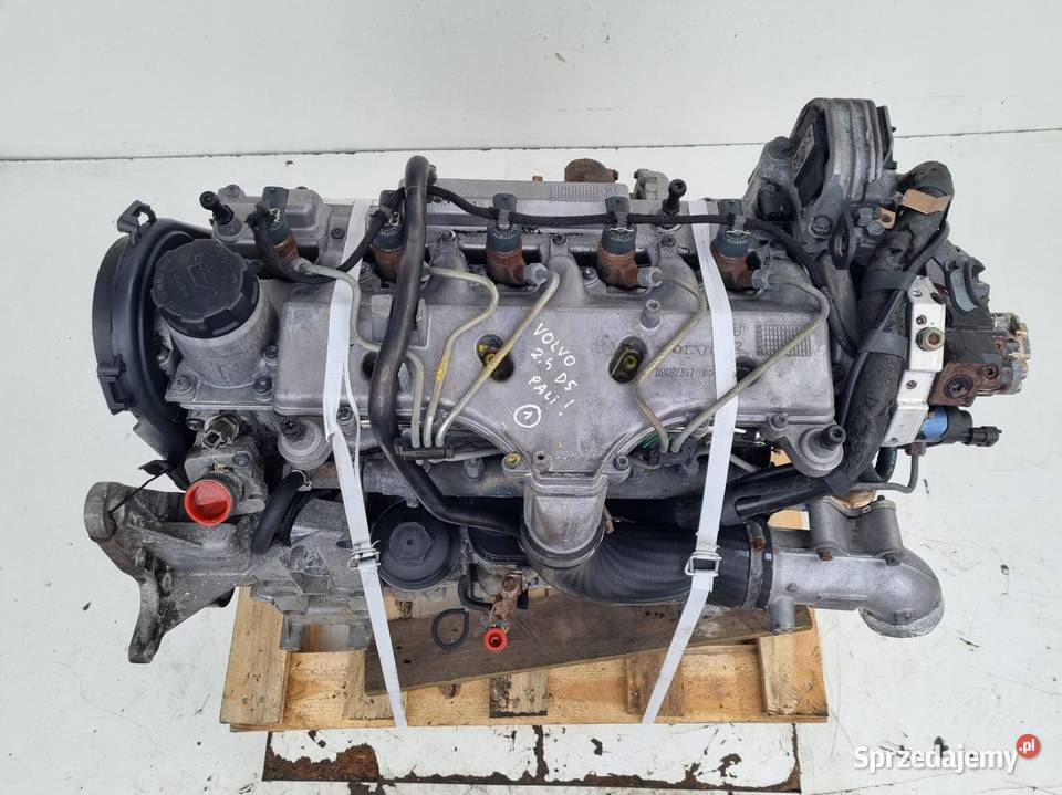 SILNIK KOMPLET Volvo V70 II 24 D5 163 pali