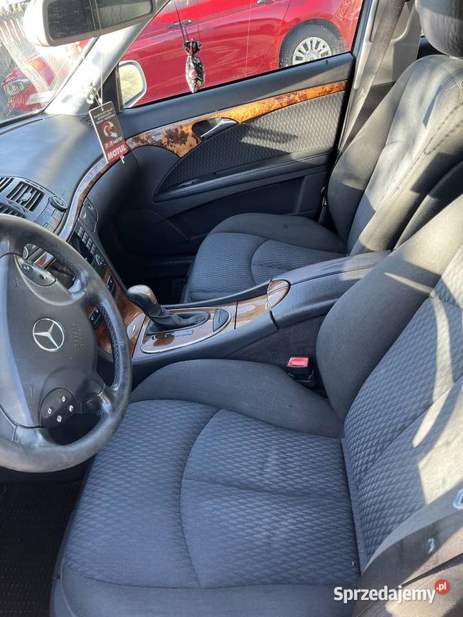 Sprzedam samochód marki mercedes benz nieuszkodzony Sandomierz
