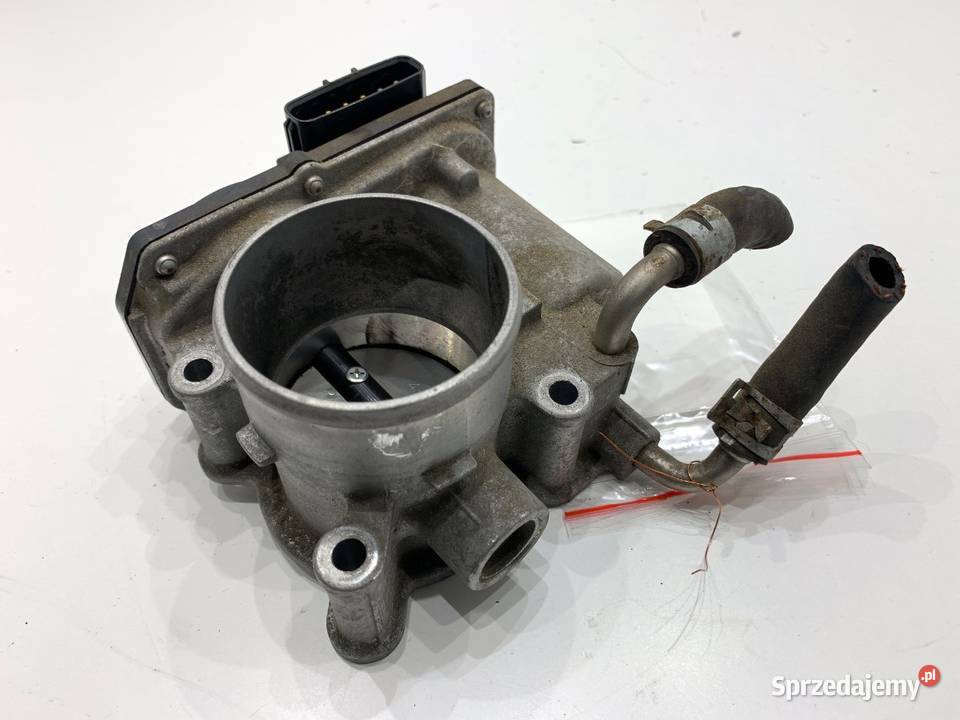 PRZEPUSTNICA TOYOTA YARIS II 2203047010 13 100