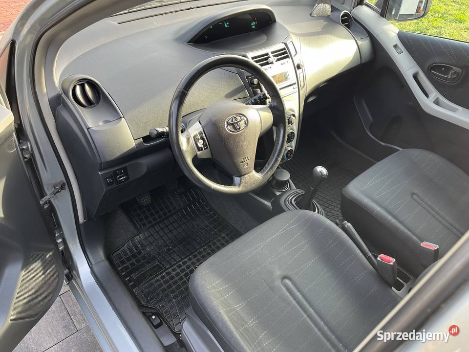 Toyota Yaris 13Benz 87 2006r Bez Korozji Toruń