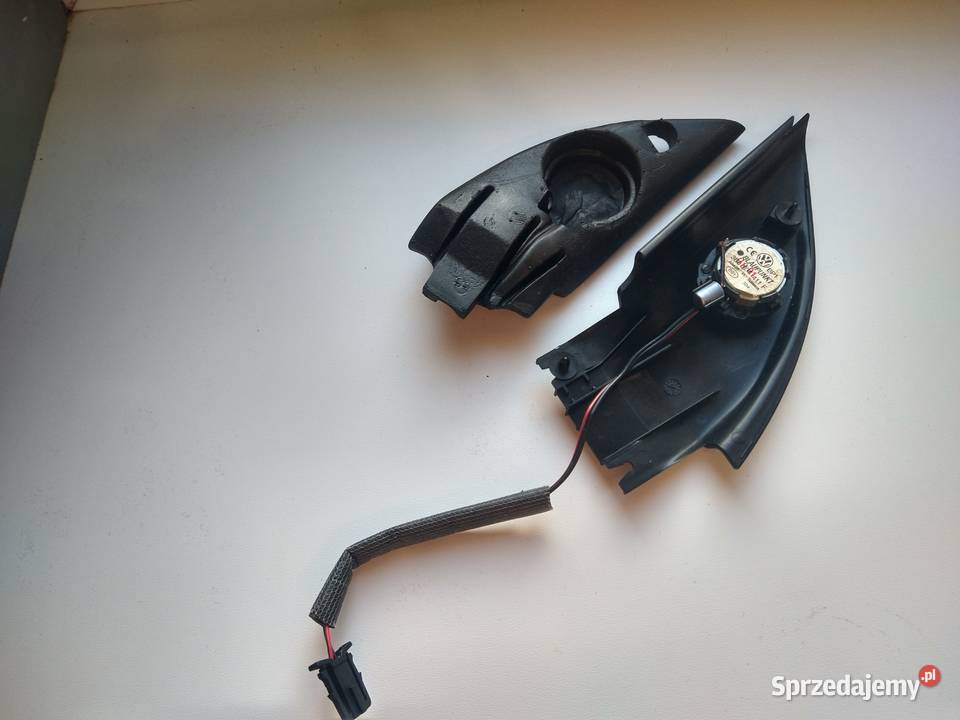 OsłonaZaślepka Lusterka Prawa 3B0 837 994 Passat Radziszów sprzedam