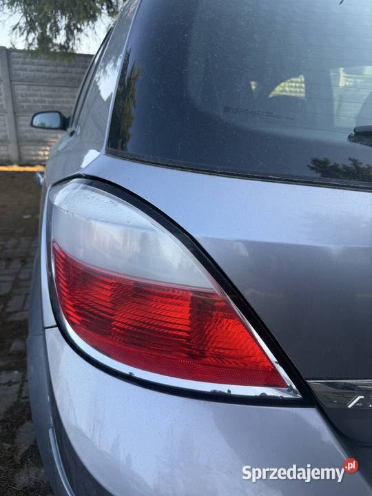 Lampa tył lewa Opel Astra H hatchback Ostrów Wielkopolski