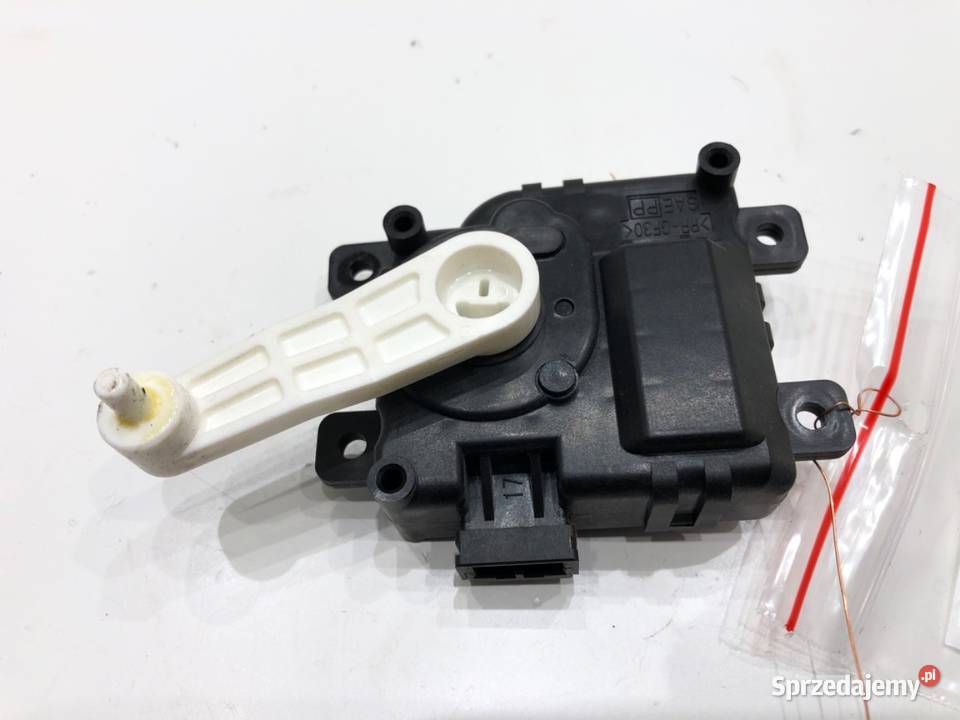 SILNICZEK NAGRZEWNICY MITSUBISHI 1138003480