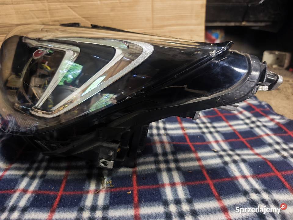 Lampa przód prawa Opel Crossland x Międzychód