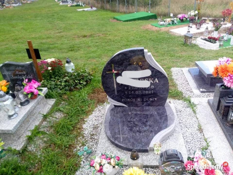 Pomniki urnowe książki flakony oblozenia Wałbrzych