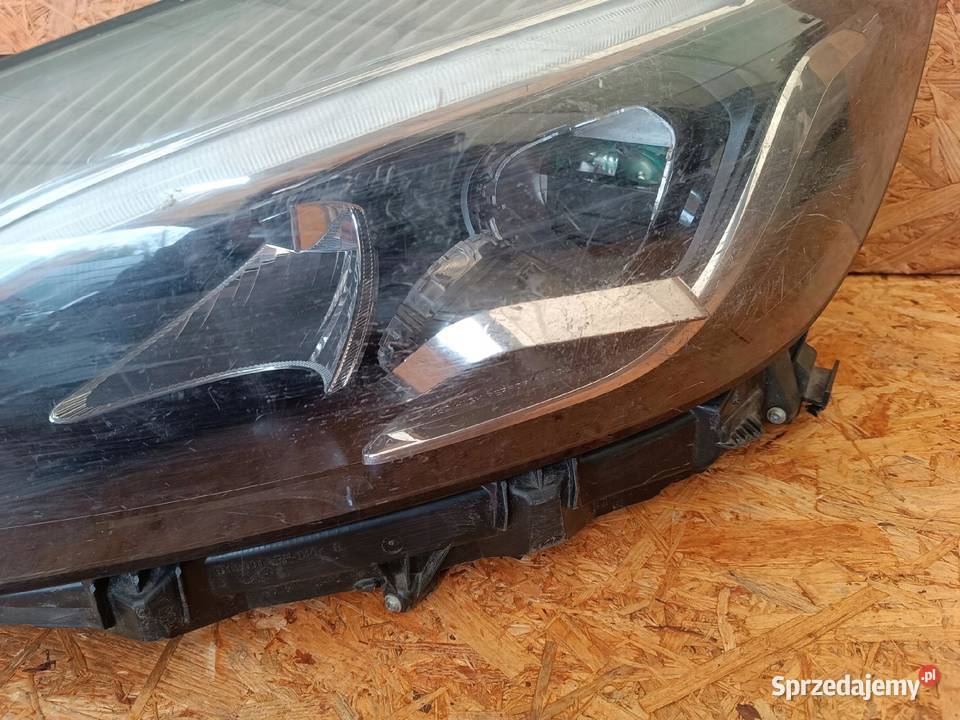 LAMPA LEWY PRZÓD REFLEKTOR EU MERCEDES W176 A Nowy Tomyśl