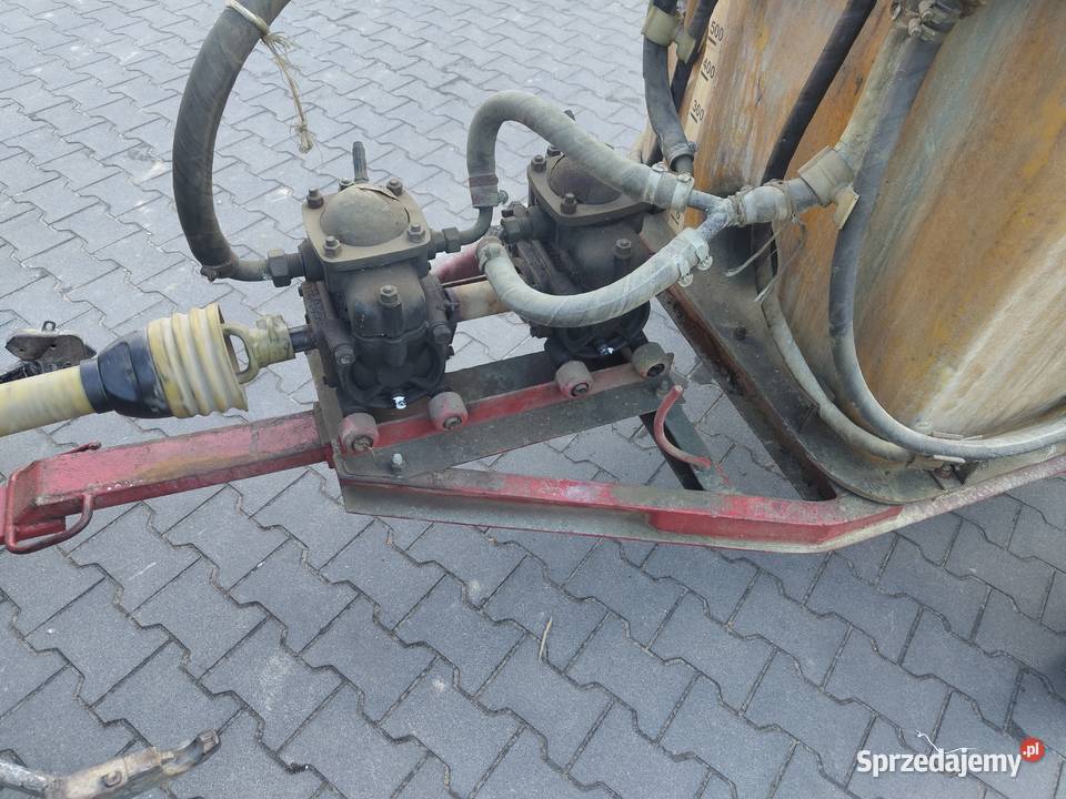 Opryskiwacz sadowniczy herbicydowy beczka pompa Dziarnów