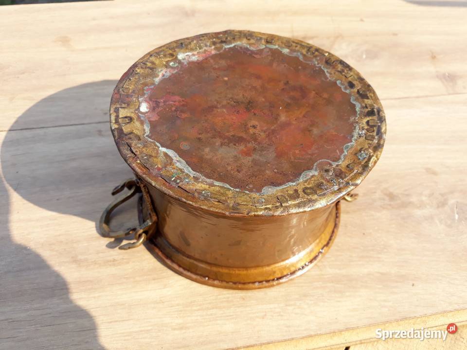 Miedziane naczynie garnuszek dzbanuszek opolskie Namysłów
