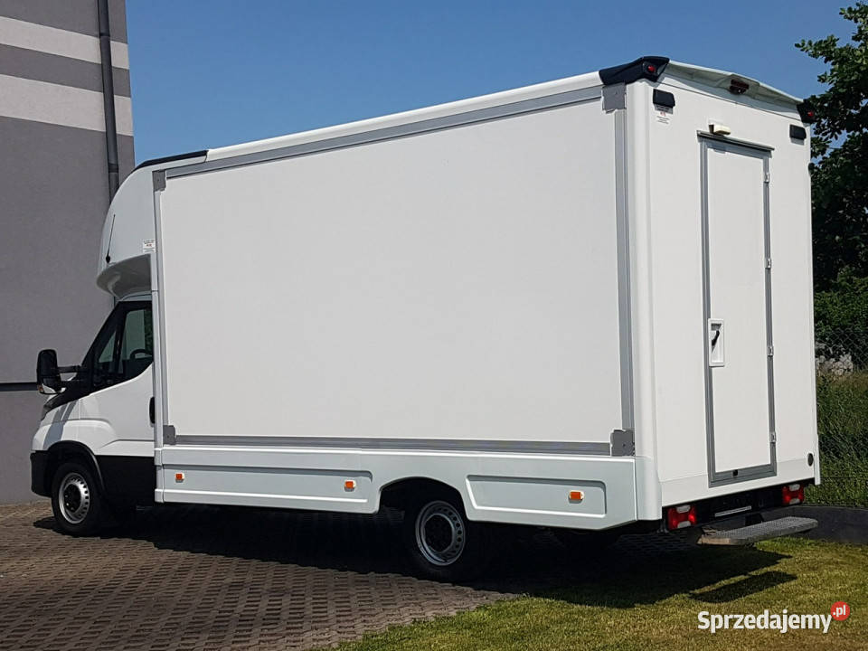 Iveco Daily KONTENER NISKOPODŁOGOWY 443x223x242 Poręba sprzedam