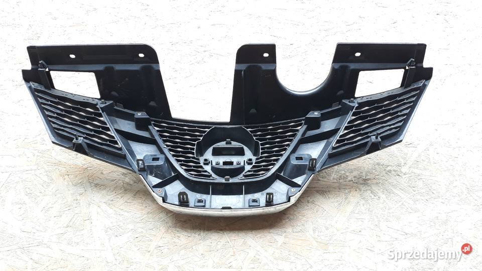 NISSAN XTRAIL T32 GRILL ATRAPA ZDERZAKA PRZÓD Zatom Stary