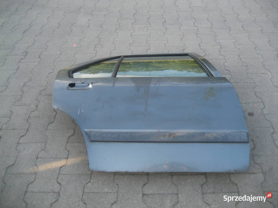 renault 19 drzwi tył prawe osobowe Rakoniewice sprzedam