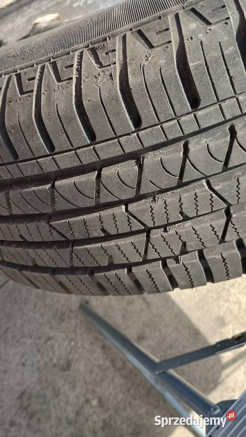 Koło pełnowymiarowe Dacia Duster I 1 sprzedam mazowieckie Legionowo