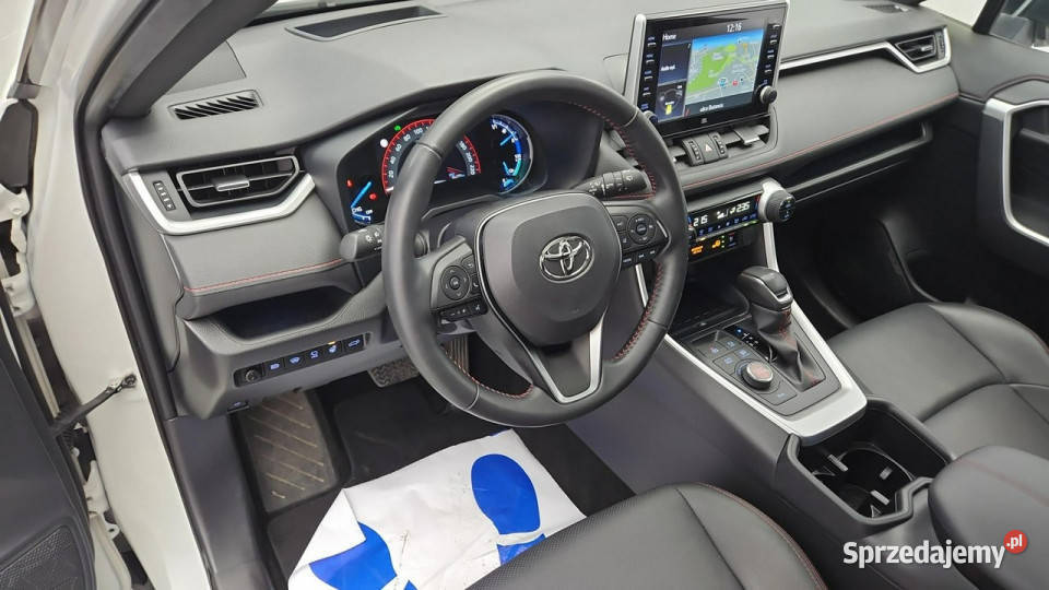 Toyota RAV4 25 PlugIn Hybrid Executive 4x4 Z Rok produkcji 2022