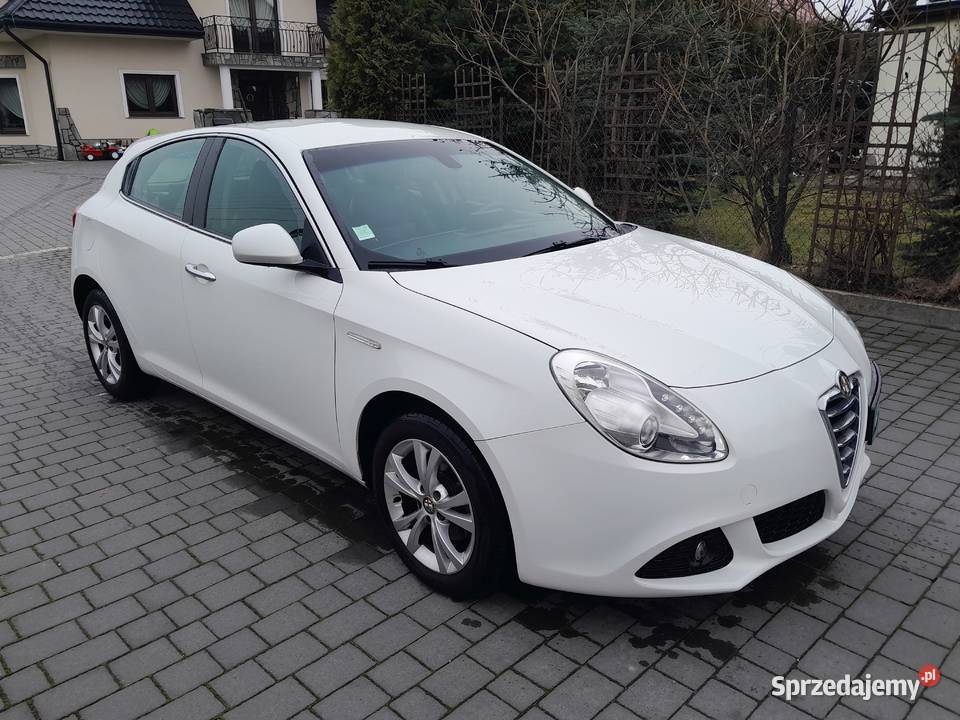 ALFA ROMEO GIULIETTA 16 DIESEL BOGATA WERSJA 105KM Giulietta Nowy Targ