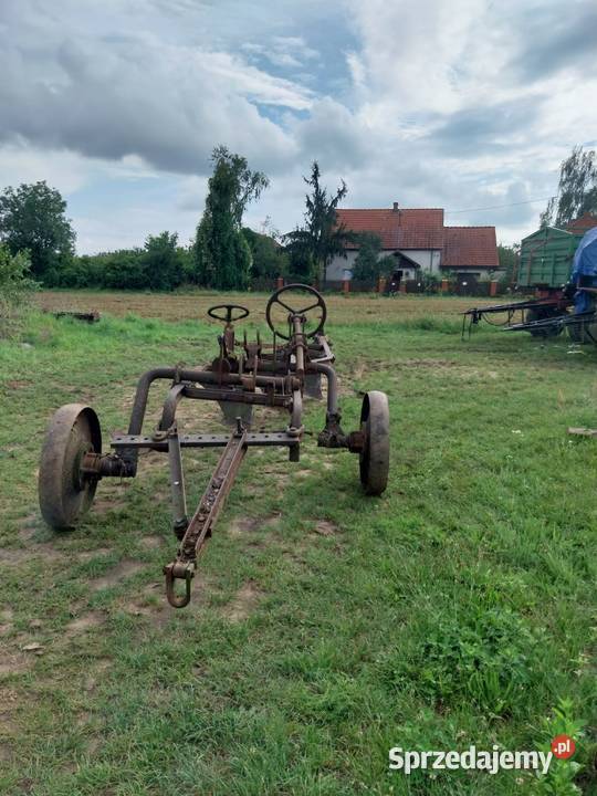 Pług dt75