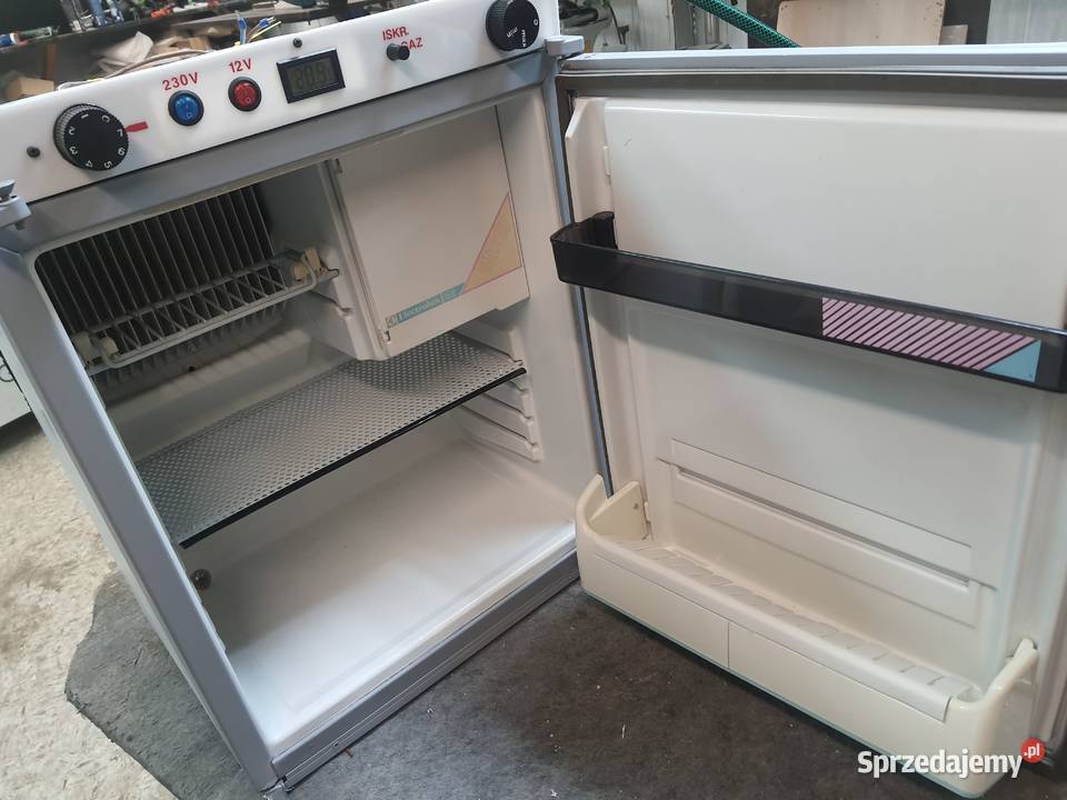 Lodówka turystyczna 12V 230V gaz do kampera sprzedam