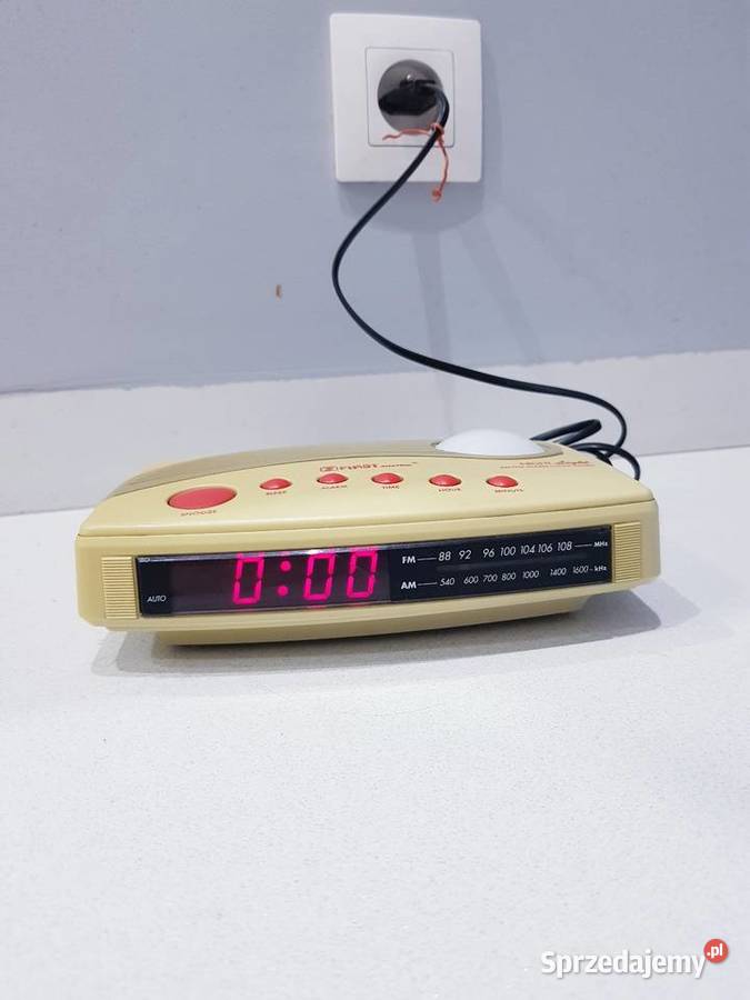 Stary radiobudzik Frist Austria z lampką nocną Dąbrowa Górnicza