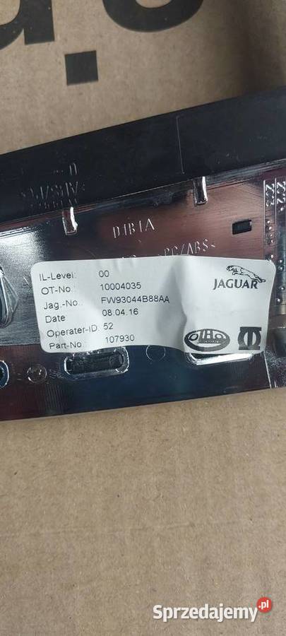 Ramka panelu radia JAGUAR XJ X351 LIFT osobowe zachodniopomorskie Szczecin sprzedam