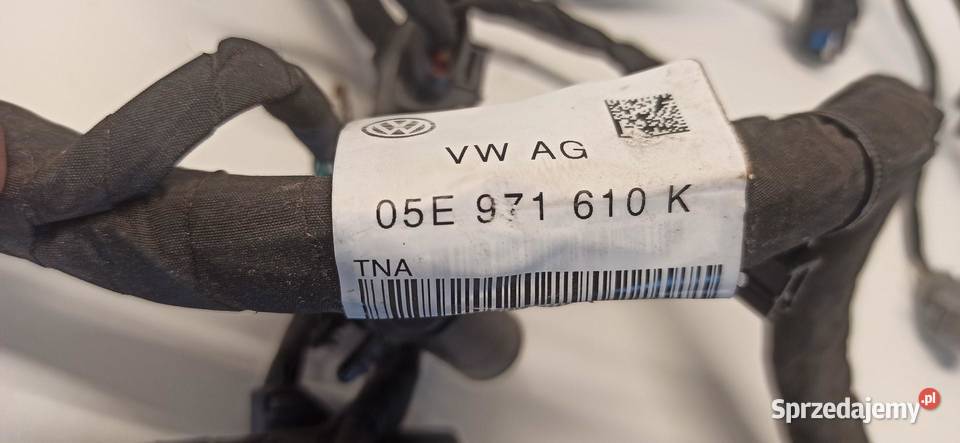 SKODA KAROQ WIĄZKA SILNIKA 15 TSI 05E971610K