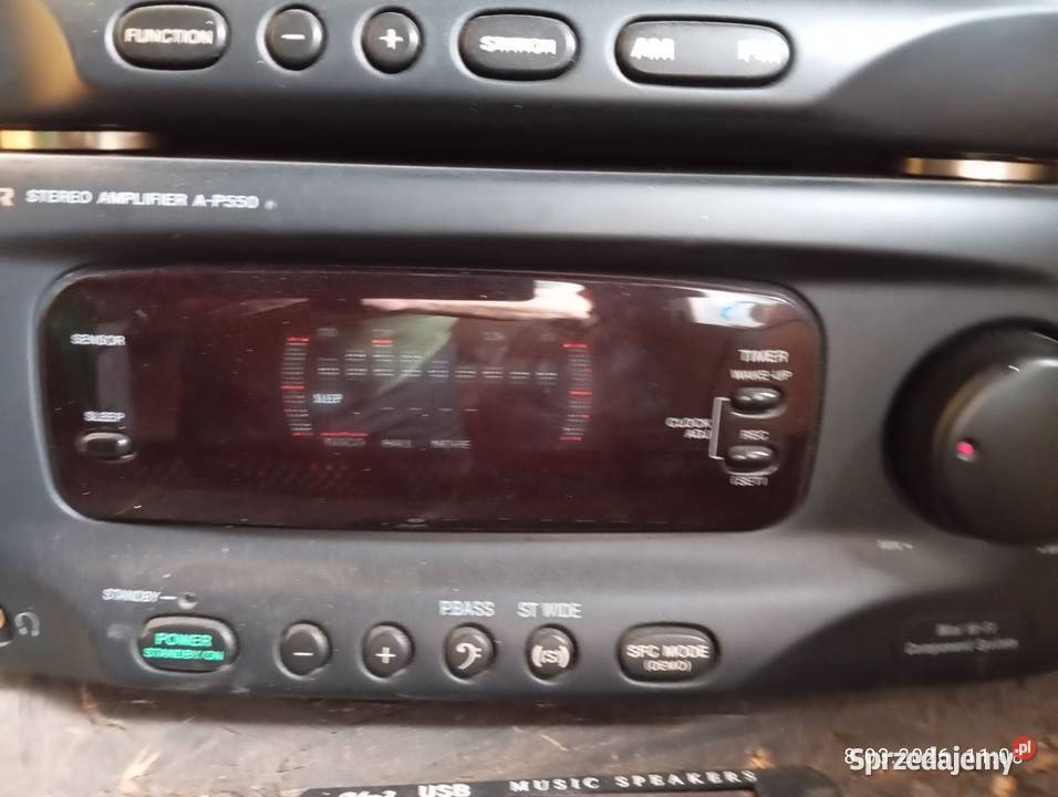 Wieża pionier z kolumnami Kielce