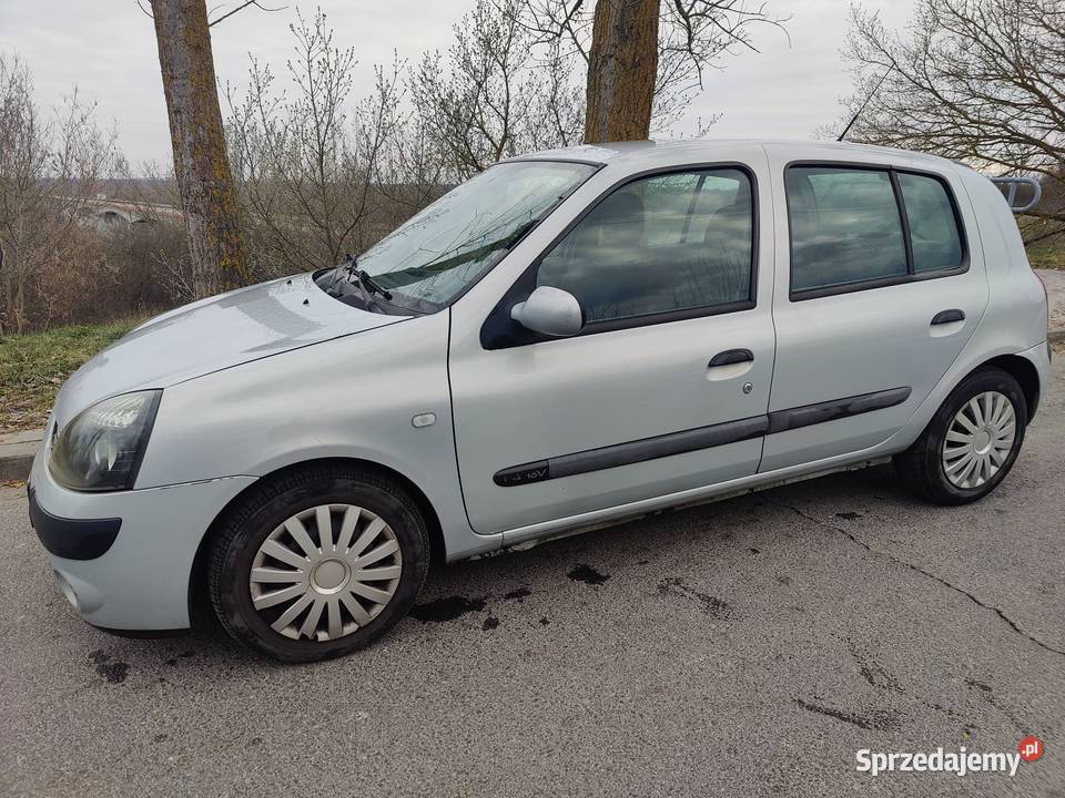 Renault Clio II 2001r 14 16V Wyszogród